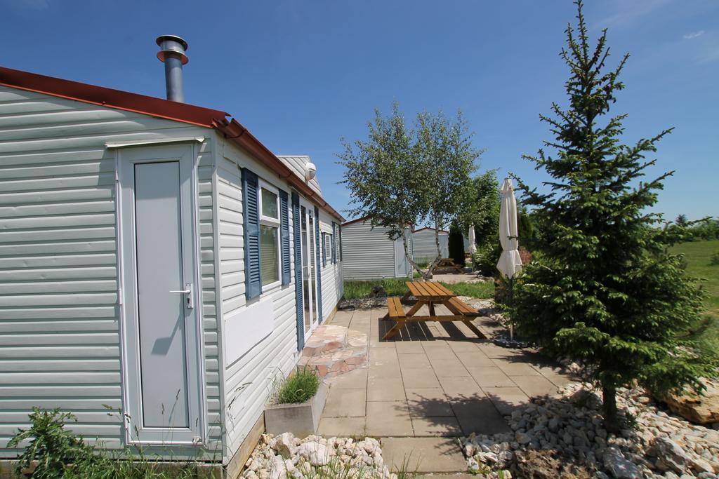 Azur Camping Schwaebische Alb Sonnenbuhl Bagian luar foto